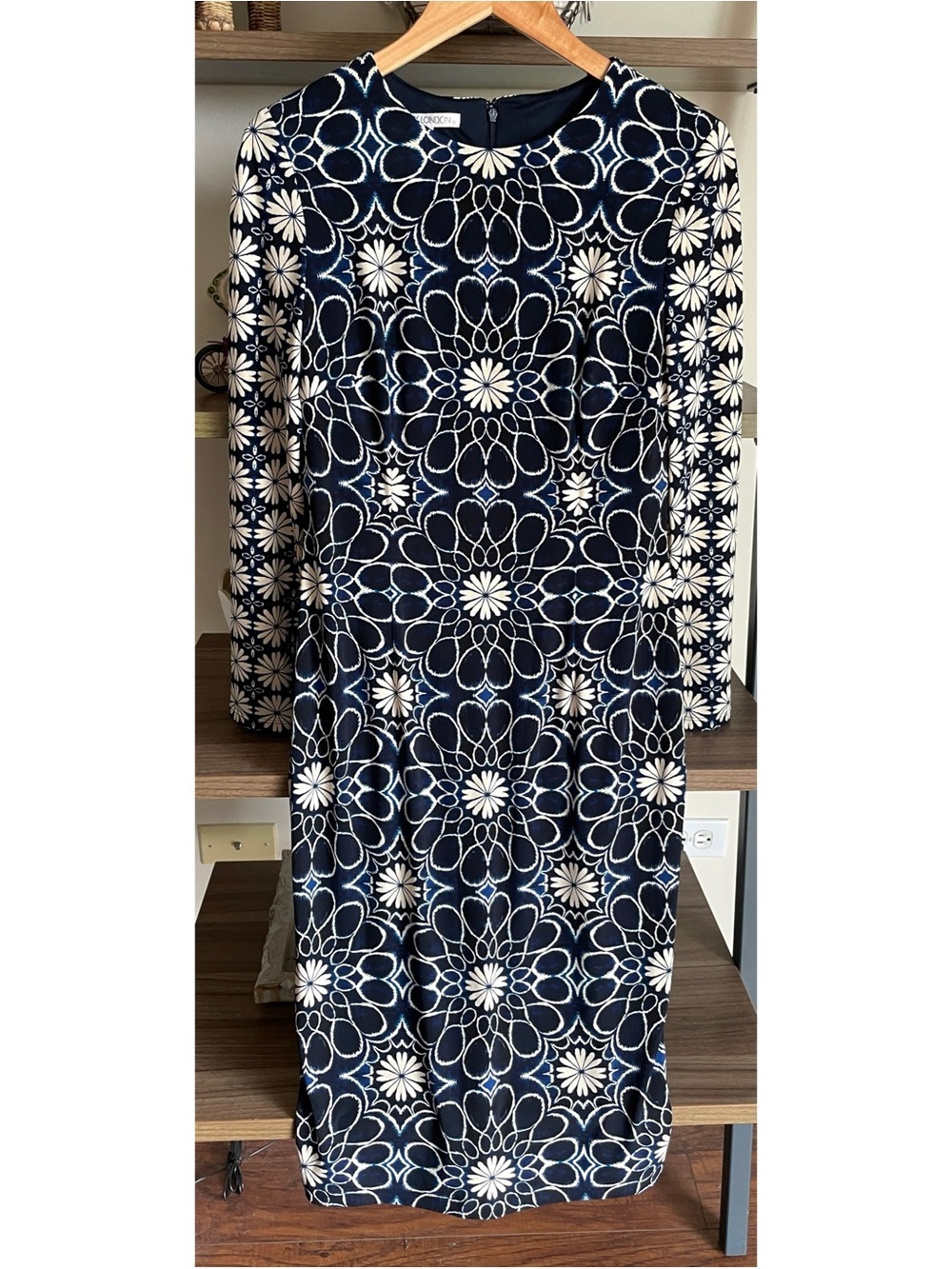 Maggy London Navy and Cream Abstract Floral Shift Dress, Size 8
